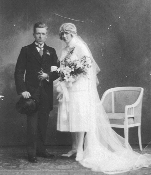 Trouwfoto Petrus Franciscus Joannes van Gurp en Maria Johanna Aldegonda Nuijten Trouwfoto Petrus Franciscus Joannes van Gurp en Maria Johanna Aldegonda Nuijten